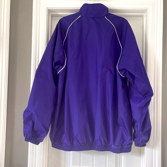 ✨✨Men Bear Baseball light windbreaker ✨✨ - Picture 7 of 8